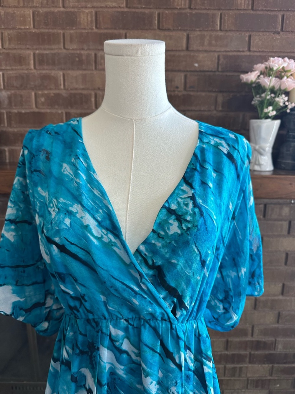 Alice + Olivia Silk Watercolor Ocean Dream Mini Dress Medium Boho Ethereal - Picture 3 of 7